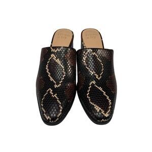 CROWN & IVY Womens 8.5M Snake Print Kelsey Slip on Closed Toe Mules